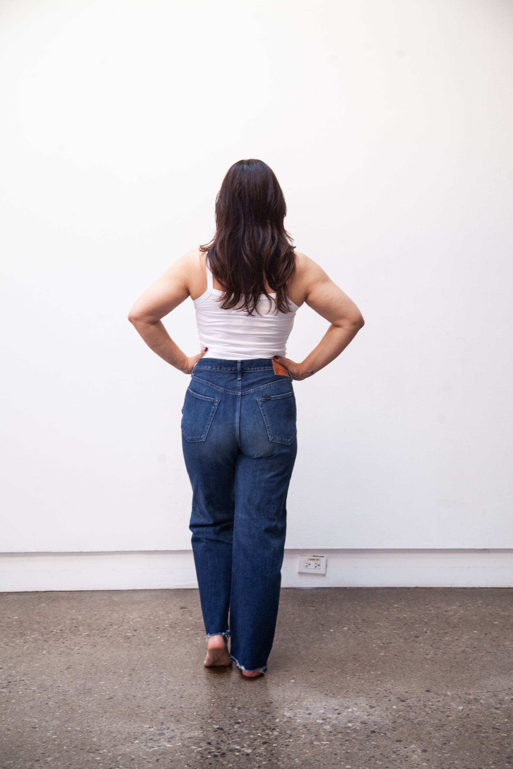 narrow straight cut - dark splatter