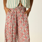 easy and chic lounge pants.

